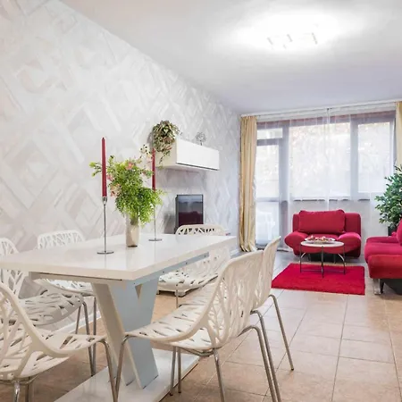Apartament Red Velvet *